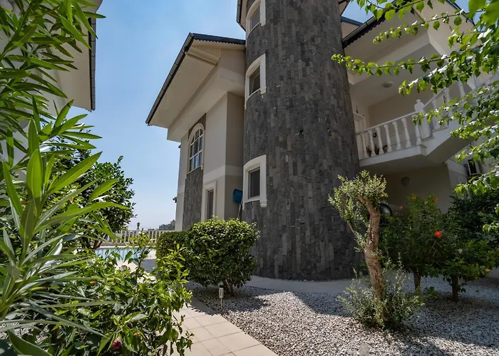 Villa Mit Einzigartigem Ausblick
