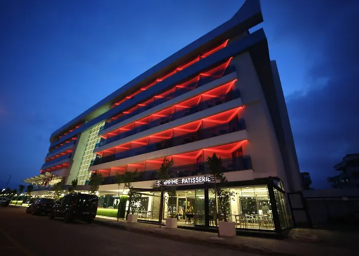 Sunprime C-Lounge - Adult Only